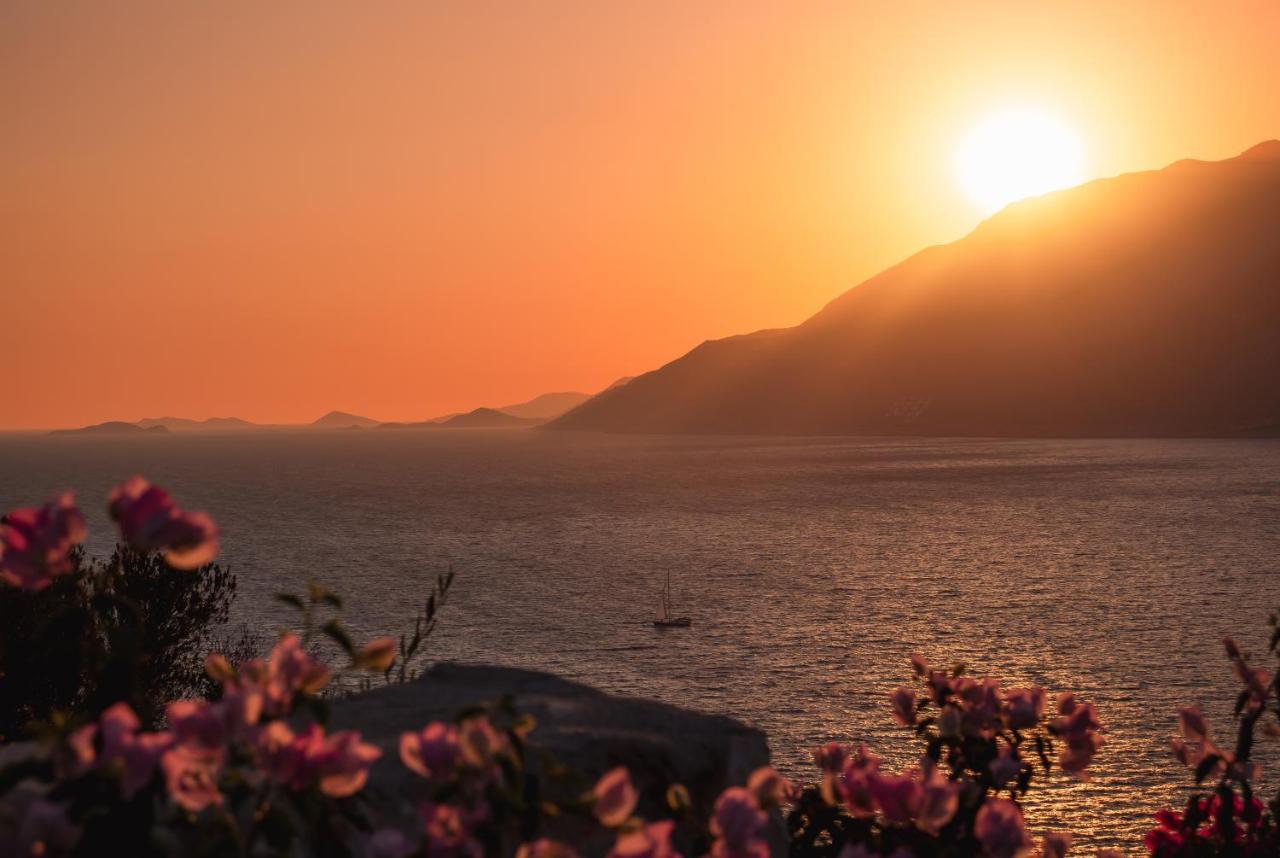 Gumus Peninsula Hotel Kas Bagian luar foto